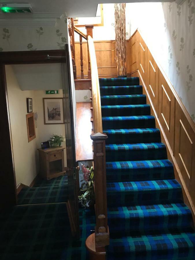 Garfield Guesthouse Dingwall Exteriör bild